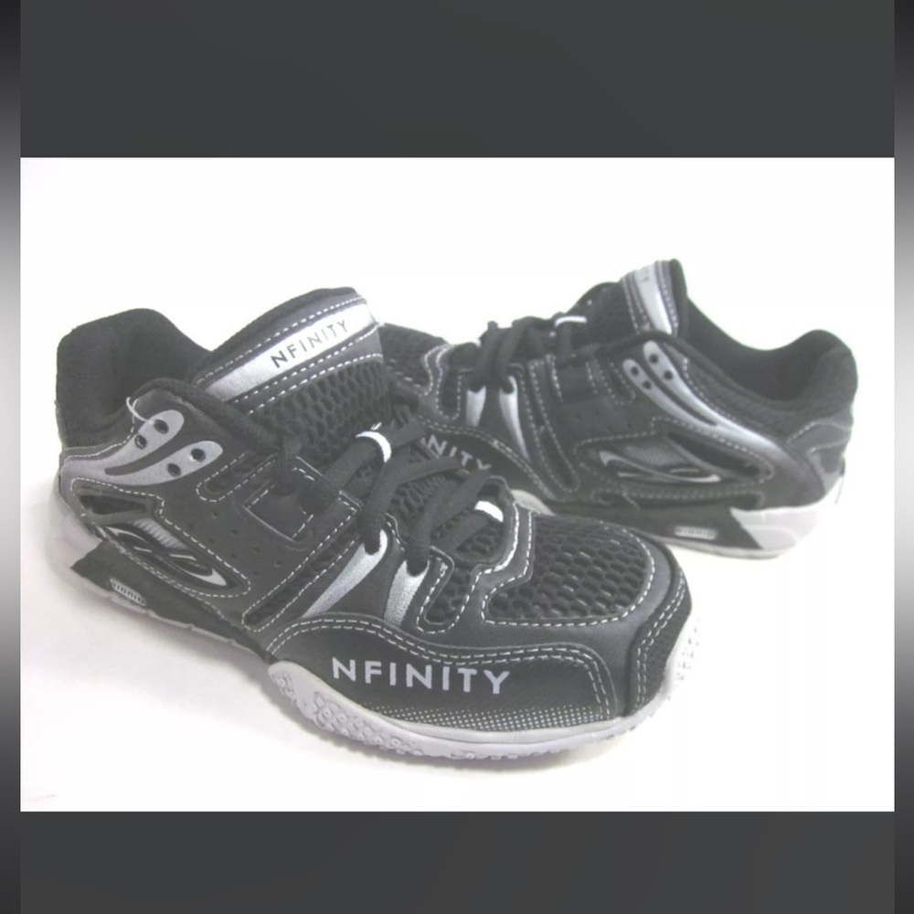NFINITY Men’s BIONIQ 2.0 ATHLETHIC SHOES New With Carrying Case
